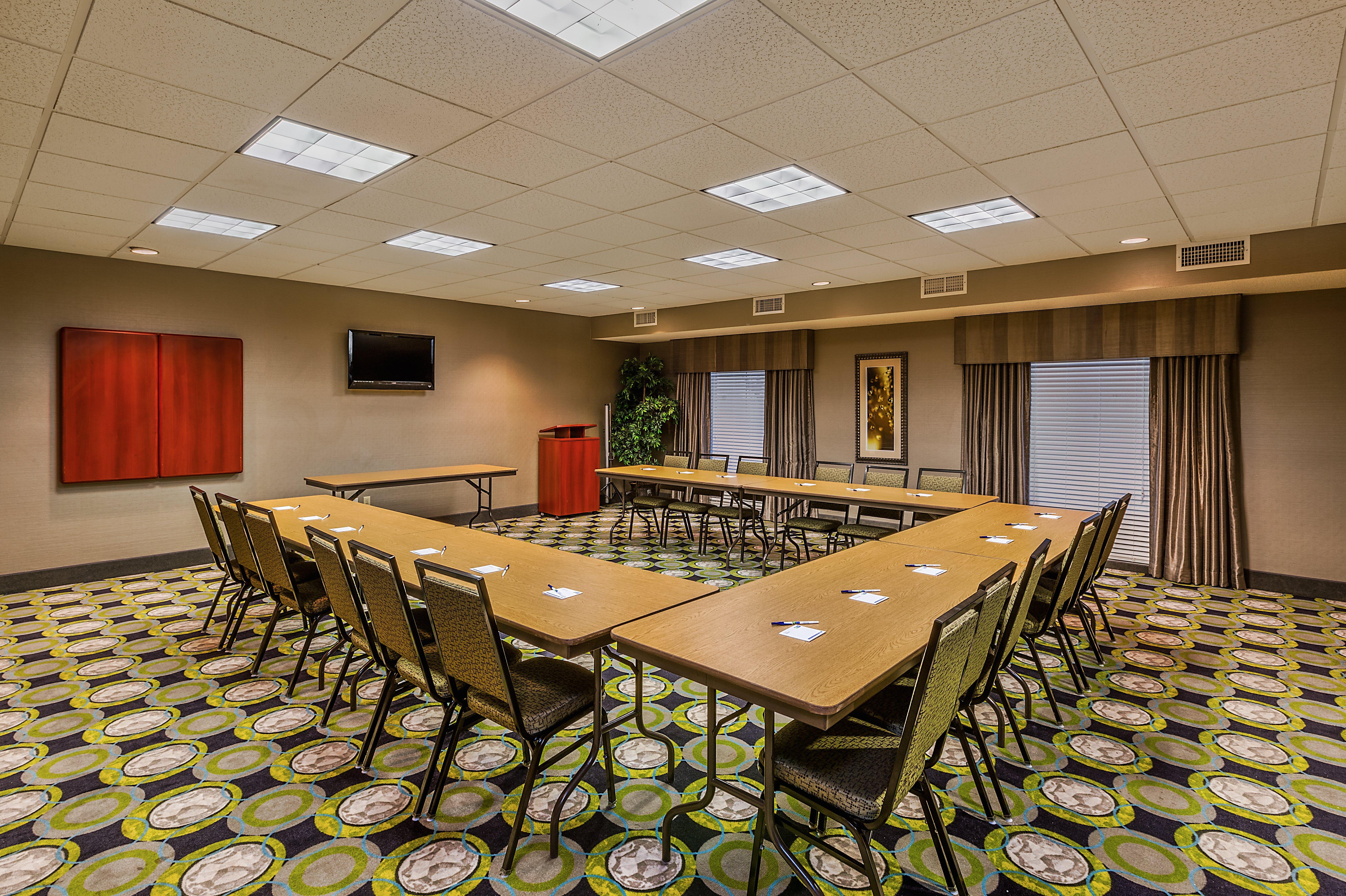 Holiday Inn Express Minden By Ihg Exterior photo