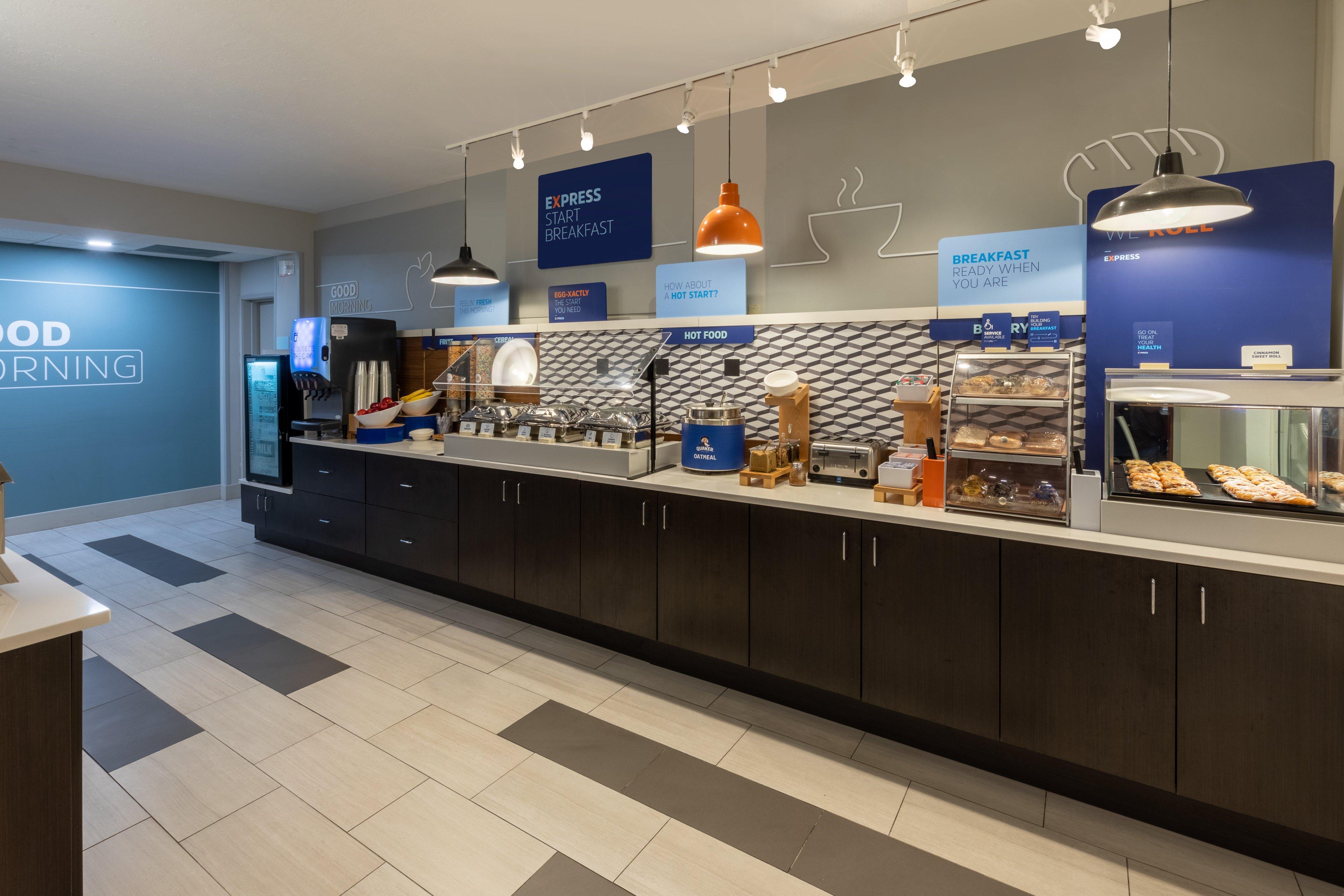 Holiday Inn Express Minden By Ihg Exterior photo